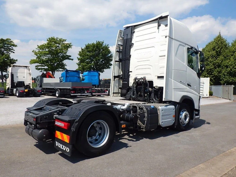 Volvo FH 500 Globetrotter XL 4x2 | Leasing - Tractor truck: picture 2 Volvo FH 500 Globetrotter XL 4x2 | Leasing - Tractor truck: picture 2