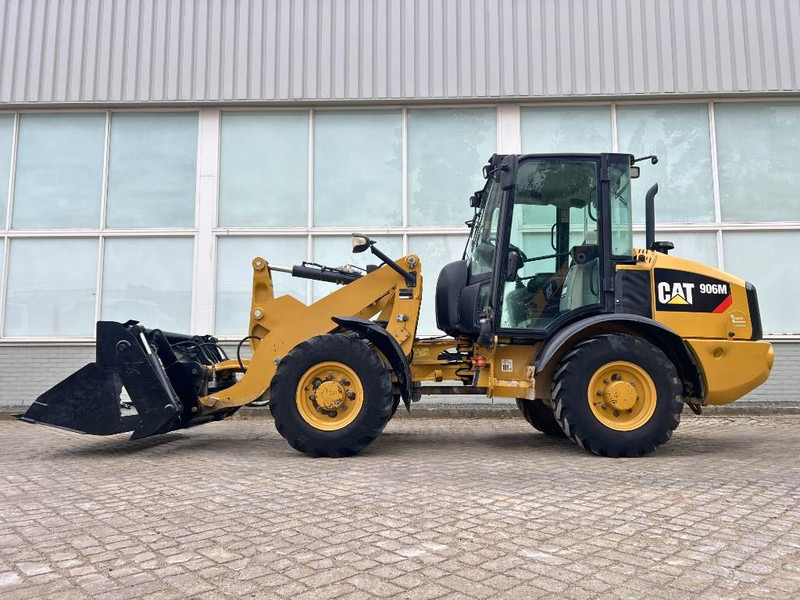 Cat 906 M     2016 - Wheel loader: picture 3 Cat 906 M     2016 - Wheel loader: picture 3