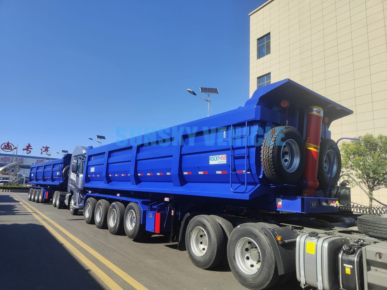 SUNSKY 3/4-Axle Dump Trailer - Tipper semi-trailer: picture 1 SUNSKY 3/4-Axle Dump Trailer - Tipper semi-trailer: picture 1