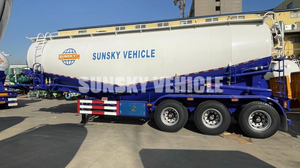 SUNSKY bulk cement trailer - Tanker semi-trailer: picture 5 SUNSKY bulk cement trailer - Tanker semi-trailer: picture 5