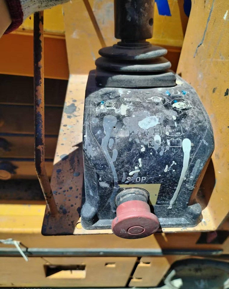 XCMG XG1212HD Hydrailic drive 12m used scissor lift platform price - Construction machinery: picture 2 XCMG XG1212HD Hydrailic drive 12m used scissor lift platform price - Construction machinery: picture 2