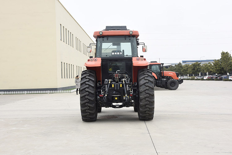 XCMG Factory KAT1204 Farm Tractor 4x4 Agriculture Machinery Tractors for Sale Price - Farm tractor: picture 4 XCMG Factory KAT1204 Farm Tractor 4x4 Agriculture Machinery Tractors for Sale Price - Farm tractor: picture 4