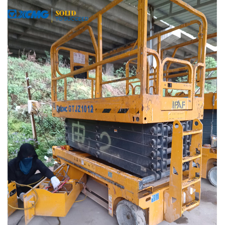 XCMG GTJZ1012 used 10m diesel scissor lift for sale - Scissor lift: picture 1 XCMG GTJZ1012 used 10m diesel scissor lift for sale - Scissor lift: picture 1