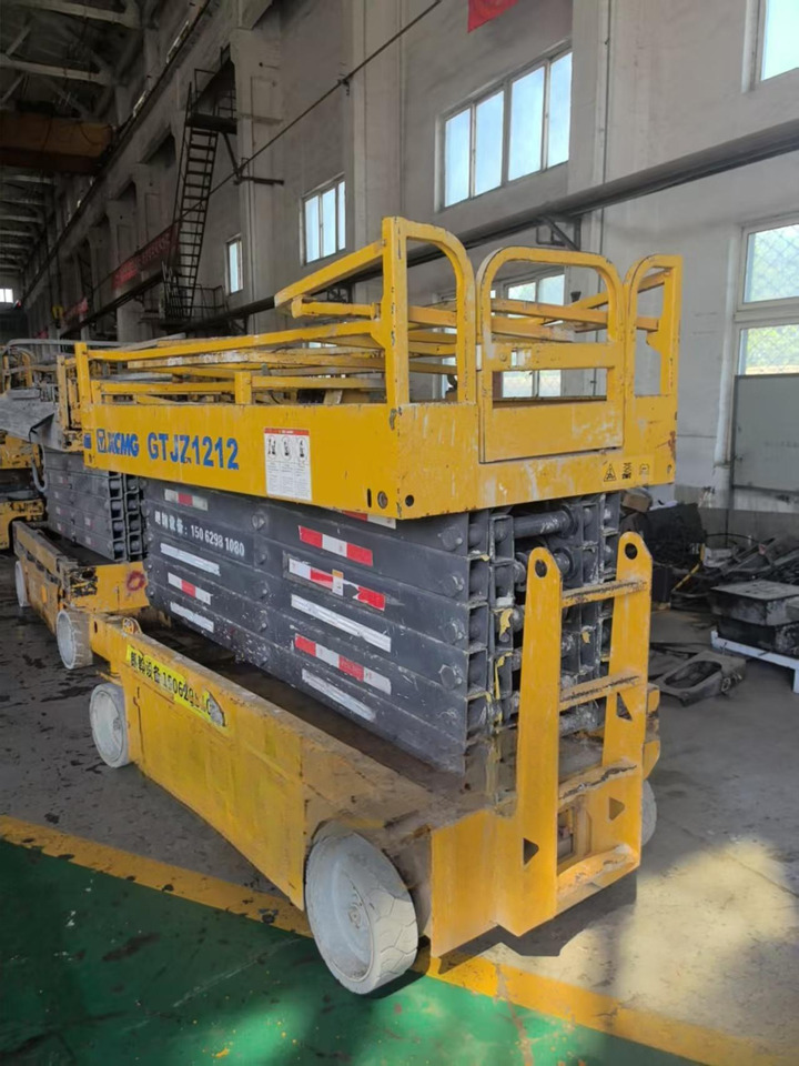 XCMG GTJZ1212 12m aerial work table platform scissor lift for sale - Scissor lift: picture 5 XCMG GTJZ1212 12m aerial work table platform scissor lift for sale - Scissor lift: picture 5