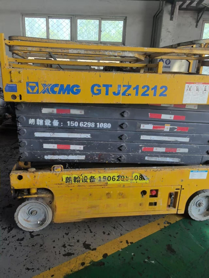 XCMG GTJZ1212 12m aerial work table platform scissor lift for sale - Scissor lift: picture 4 XCMG GTJZ1212 12m aerial work table platform scissor lift for sale - Scissor lift: picture 4