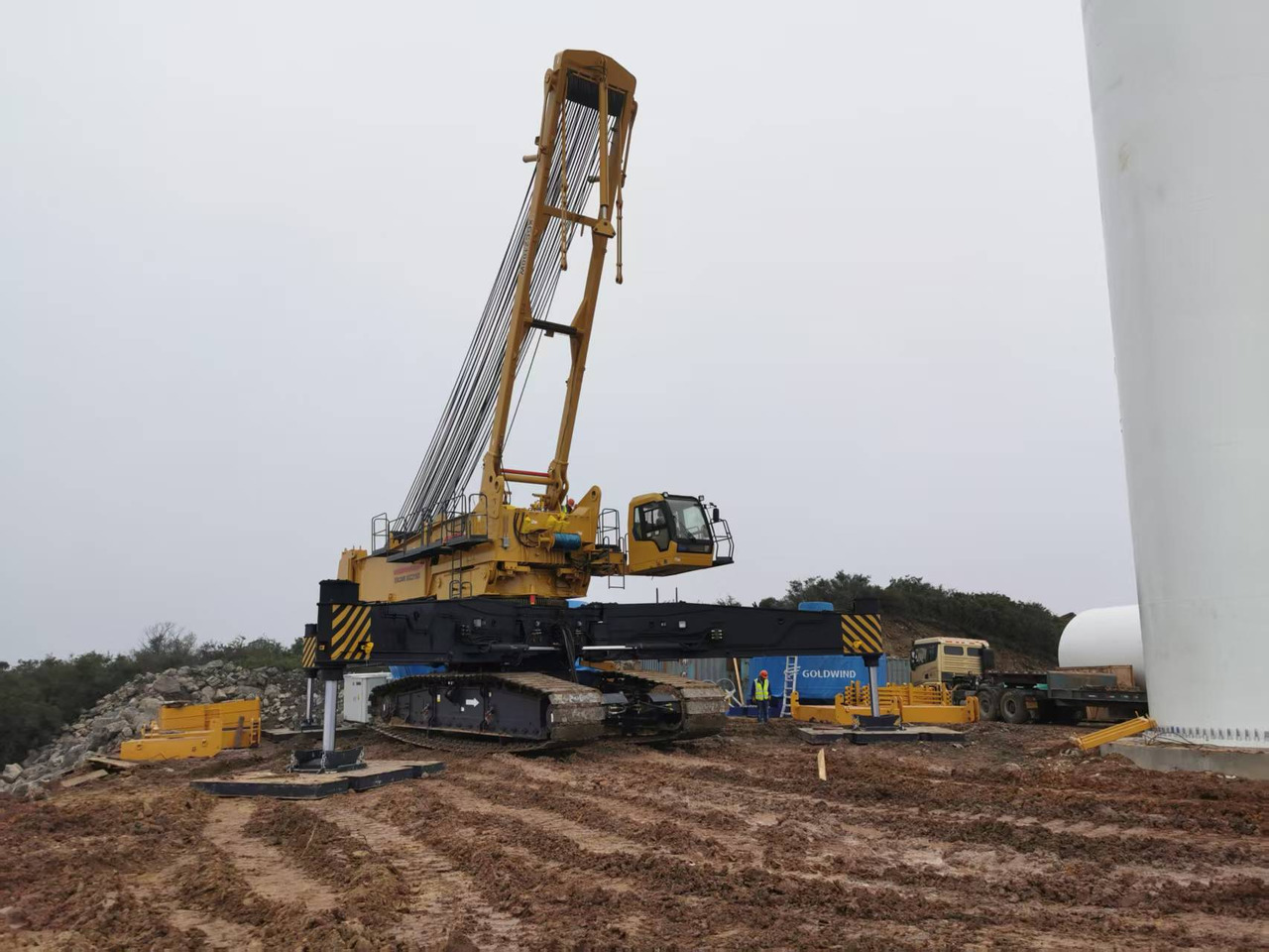 XCMG Official Construction Mobile Crane XGC2100W 110Ton Used Hydraulic Crawler Crane - Crawler crane: picture 2 XCMG Official Construction Mobile Crane XGC2100W 110Ton Used Hydraulic Crawler Crane - Crawler crane: picture 2