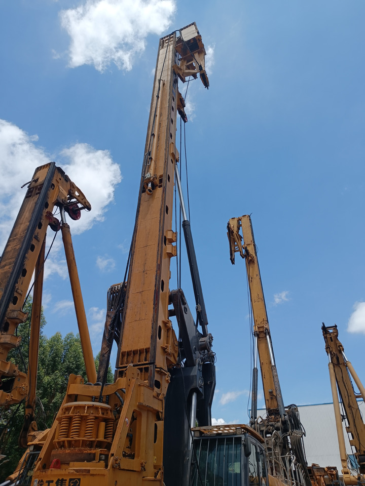 XCMG Official Second Hand 2020 Year XR240E Rotary Drilling Crawler Drilling Machine With Best Sale - Drilling machine: picture 3 XCMG Official Second Hand 2020 Year XR240E Rotary Drilling Crawler Drilling Machine With Best Sale - Drilling machine: picture 3
