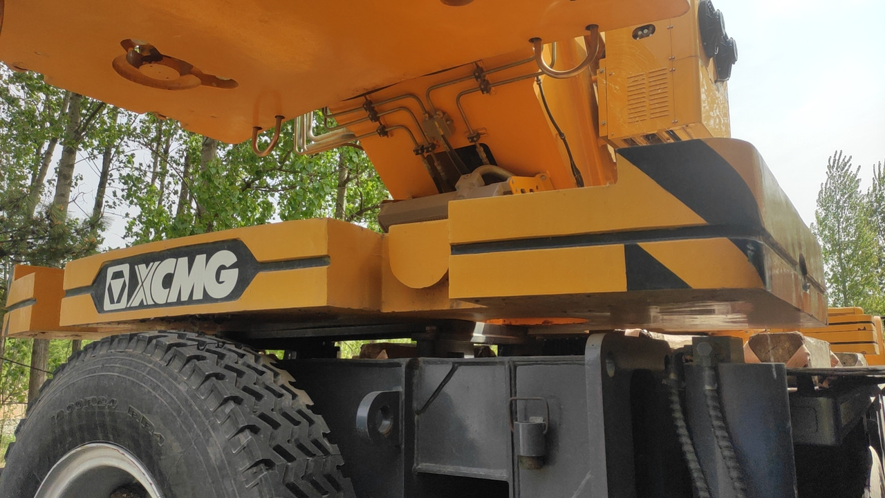 XCMG Official Used Mobile Crane QY80K5C 80 Ton Pickup Truck Crane - Mobile crane: picture 5 XCMG Official Used Mobile Crane QY80K5C 80 Ton Pickup Truck Crane - Mobile crane: picture 5