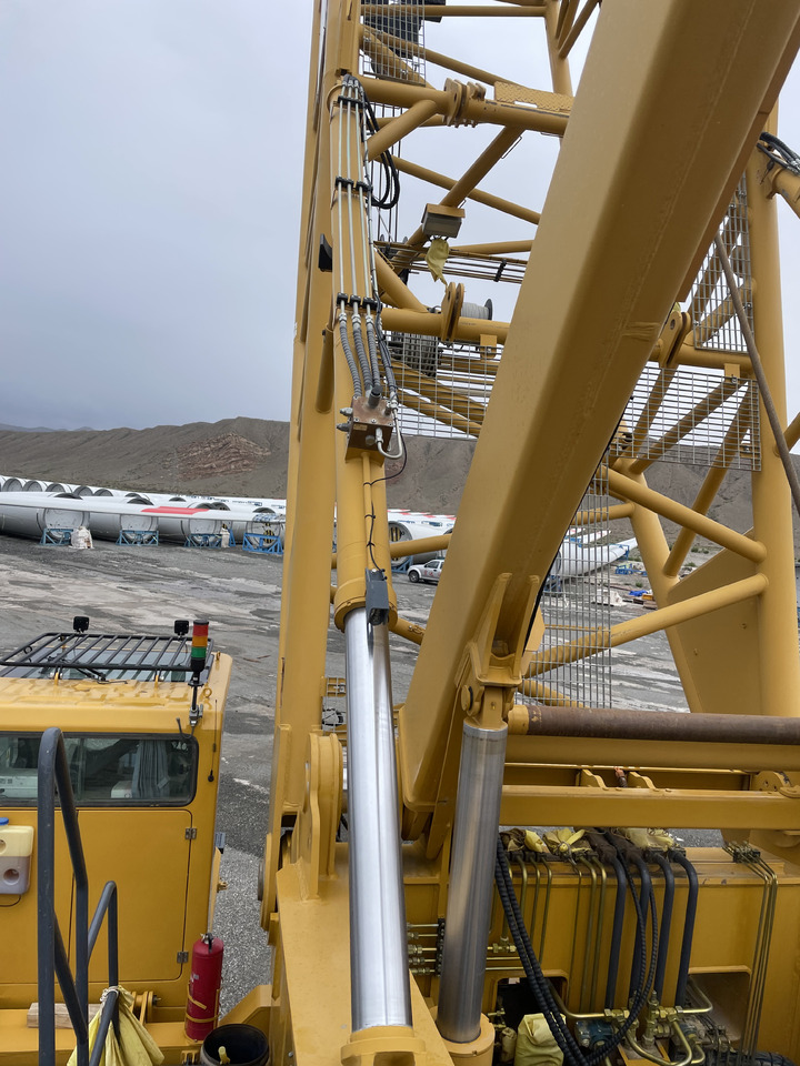 XCMG Official Used Telescopic Crawler Crane XGC11000A 1000 Ton Heavy Duty Lattice Boom Crawler Crane Sale - Crawler crane: picture 4 XCMG Official Used Telescopic Crawler Crane XGC11000A 1000 Ton Heavy Duty Lattice Boom Crawler Crane Sale - Crawler crane: picture 4