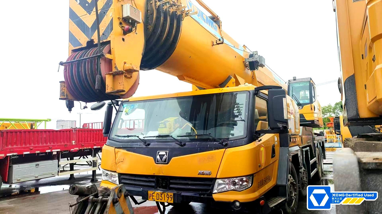 XCMG XCT130 130ton diesel second hand crane truck - Mobile crane: picture 3 XCMG XCT130 130ton diesel second hand crane truck - Mobile crane: picture 3