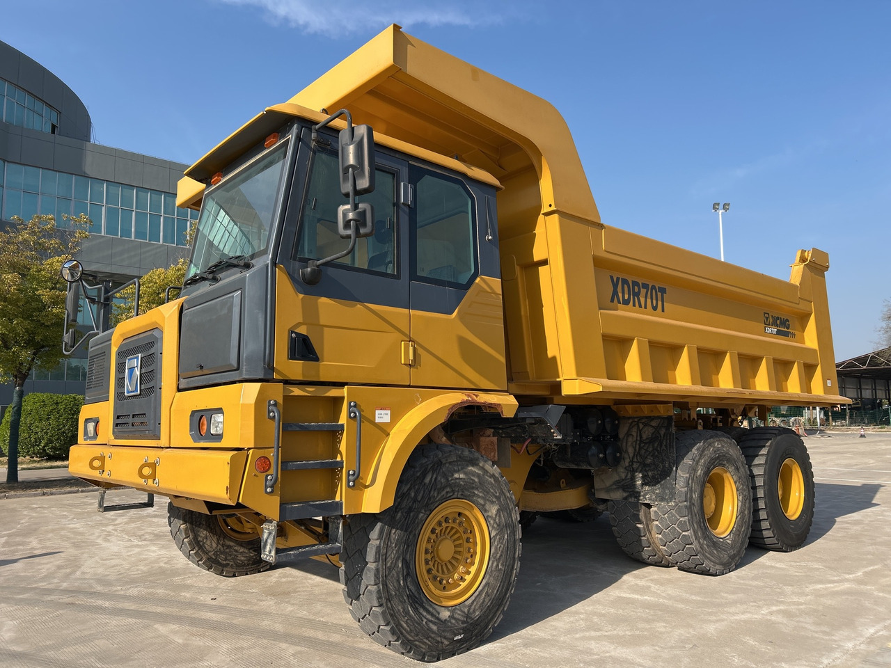 XCMG XDR70T second hand mining dump truck price - Mining machinery: picture 2 XCMG XDR70T second hand mining dump truck price - Mining machinery: picture 2