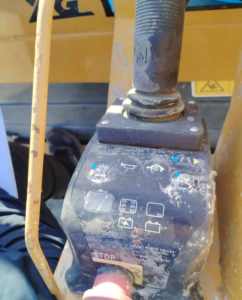 XCMG XG1008HA-Li 10m used Lithium battery scissor aerial work platform - Scissor lift: picture 5 XCMG XG1008HA-Li 10m used Lithium battery scissor aerial work platform - Scissor lift: picture 5