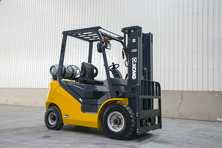 XCMG official 2.5 ton Tier 4 engine 5000 lb LPG gas lift truck propane forklift - LPG forklift: picture 2 XCMG official 2.5 ton Tier 4 engine 5000 lb LPG gas lift truck propane forklift - LPG forklift: picture 2