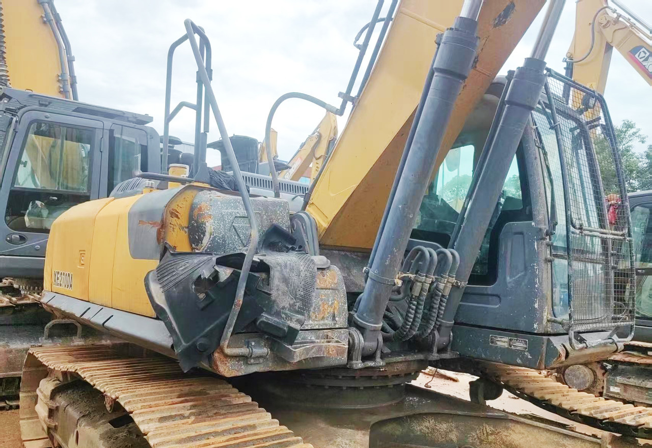 XCMG used 27ton crawler excavator XE270DK price - Crawler excavator: picture 3 XCMG used 27ton crawler excavator XE270DK price - Crawler excavator: picture 3