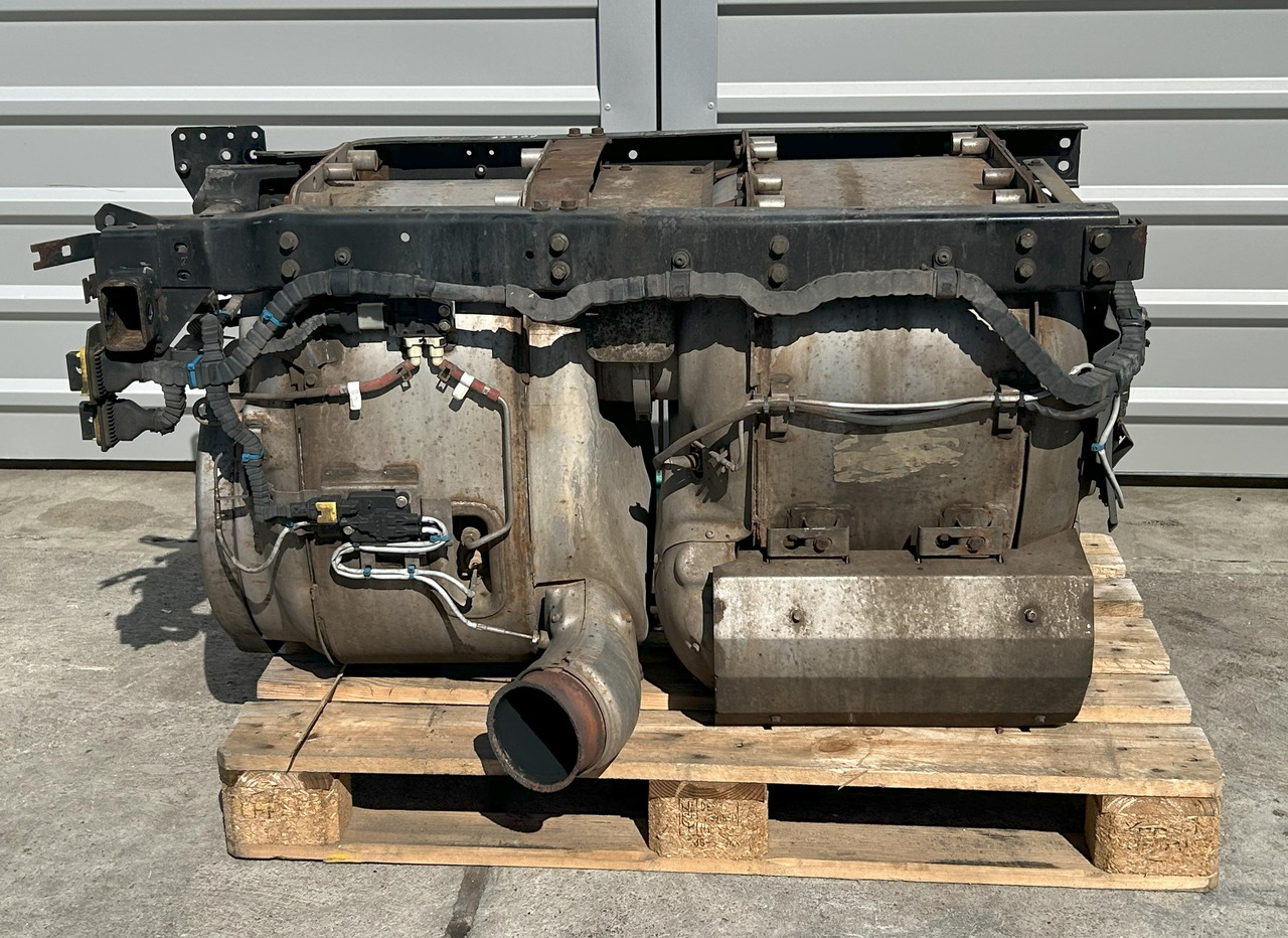 DAF CF EURO 6 COMPLETE CATALYTIC CONVERTER - Catalytic converter for Truck: picture 1 DAF CF EURO 6 COMPLETE CATALYTIC CONVERTER - Catalytic converter for Truck: picture 1