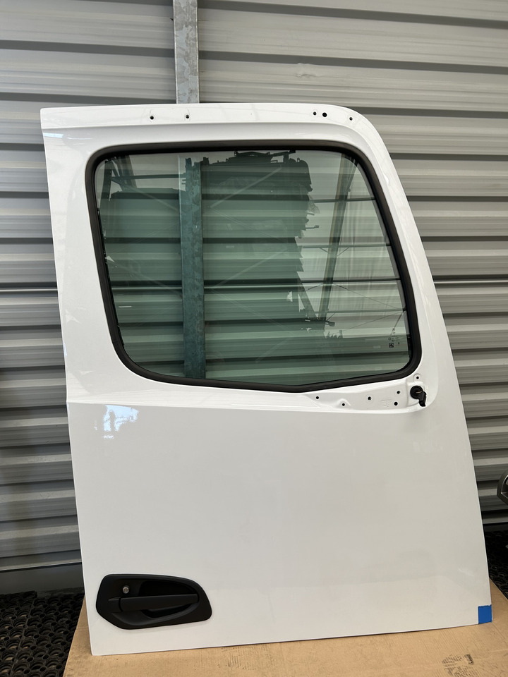 MERCEDES DOOR RIGHT narrow cab M-CLASSIC SPACE ACTROS AROCS MP4 MP5 BRAND NEW - Door and parts: picture 1 MERCEDES DOOR RIGHT narrow cab M-CLASSIC SPACE ACTROS AROCS MP4 MP5 BRAND NEW - Door and parts: picture 1