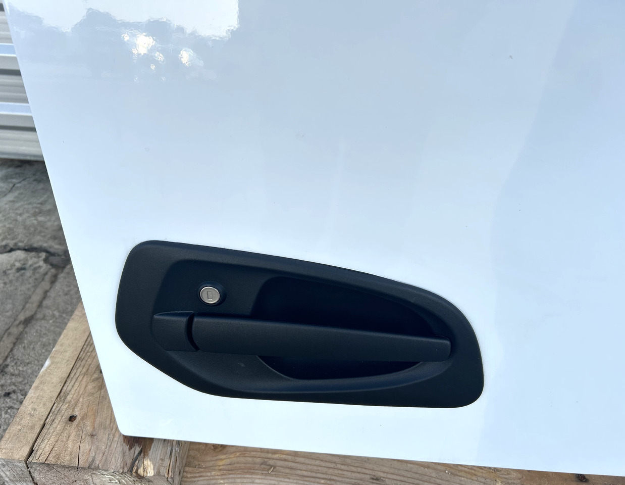 MERCEDES DOOR RIGHT narrow cab M-CLASSIC SPACE ACTROS AROCS MP4 MP5 BRAND NEW - Door and parts: picture 4 MERCEDES DOOR RIGHT narrow cab M-CLASSIC SPACE ACTROS AROCS MP4 MP5 BRAND NEW - Door and parts: picture 4