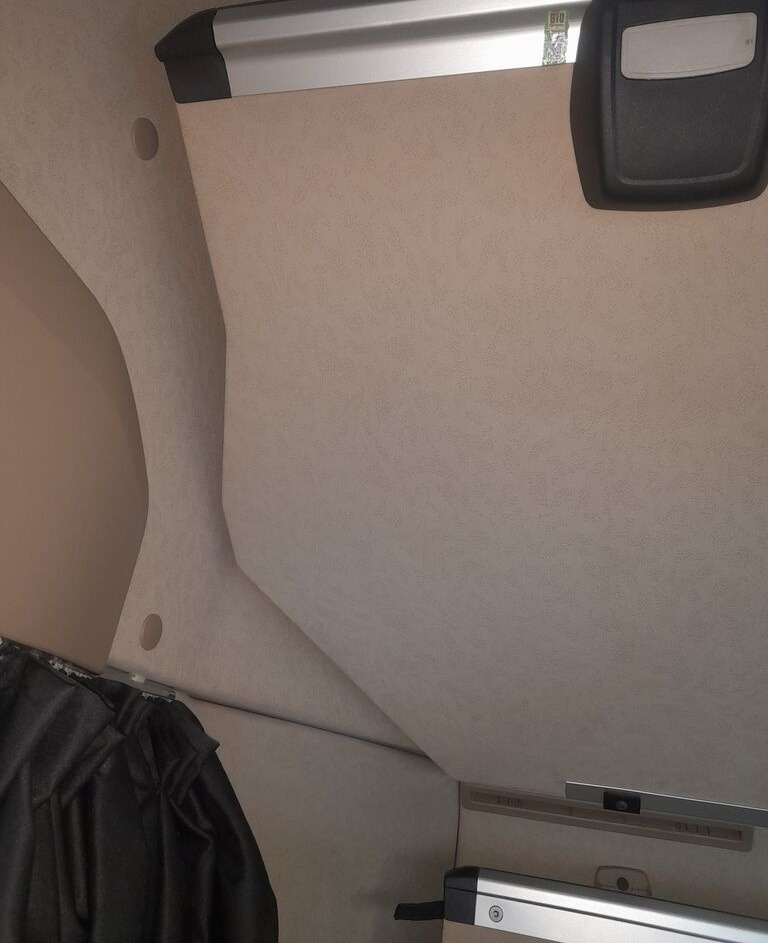 Mercedes-Benz ACTROS Mercedes-Benz - Cab and interior for Truck: picture 4 Mercedes-Benz ACTROS Mercedes-Benz - Cab and interior for Truck: picture 4