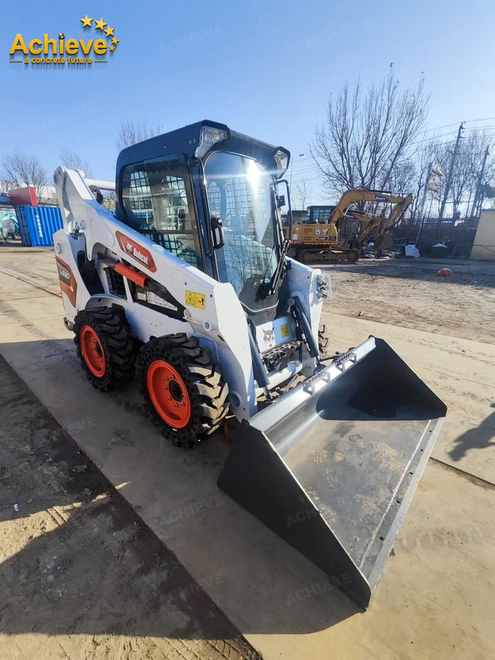 Bobcat S530 48.9hp 2815kg the smallest vertical-lift-path loader 【ACHIEVE】 TOP CONDITION!!! - Skid steer loader: picture 3 Bobcat S530 48.9hp 2815kg the smallest vertical-lift-path loader 【ACHIEVE】 TOP CONDITION!!! - Skid steer loader: picture 3