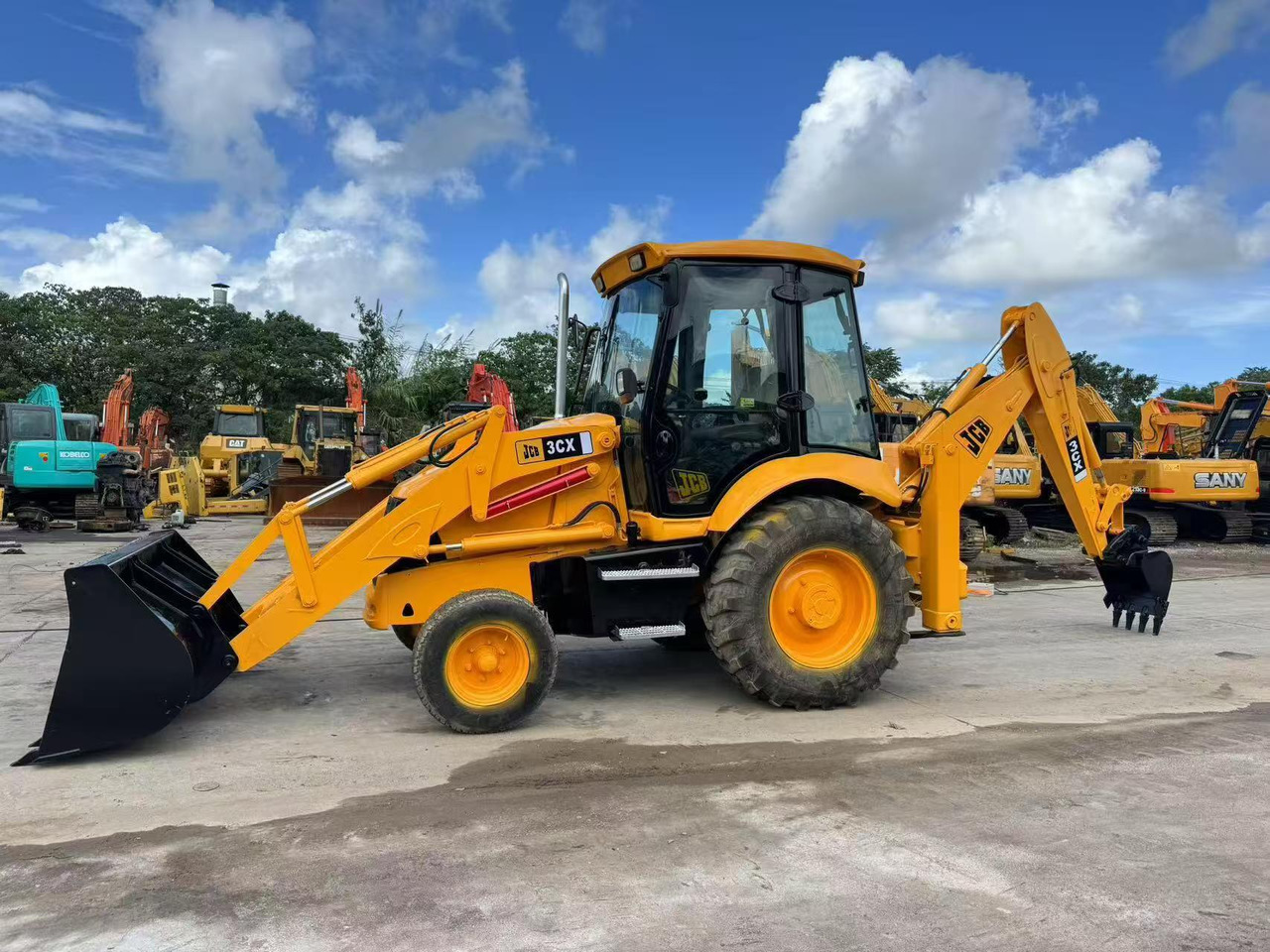 JCB 4x4 Backhoe Loader 3CX Used Condition - Backhoe loader: picture 2 JCB 4x4 Backhoe Loader 3CX Used Condition - Backhoe loader: picture 2