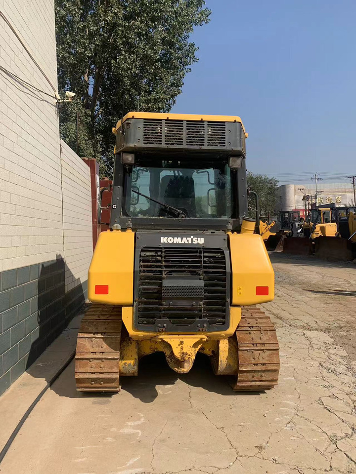 Komatsu Small Bulldozer Komatsu D31 Slightly Used Condition On Sale - Bulldozer: picture 2 Komatsu Small Bulldozer Komatsu D31 Slightly Used Condition On Sale - Bulldozer: picture 2