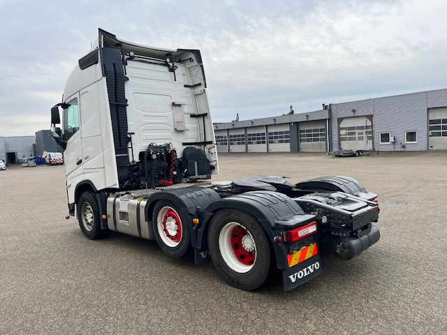 Volvo FH500TC 6x2 - Tractor truck: picture 4 Volvo FH500TC 6x2 - Tractor truck: picture 4