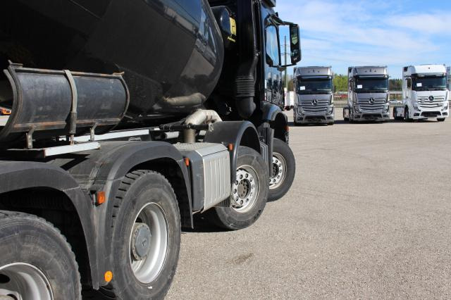 Mercedes-Benz Arocs 3745 B 36,0 TO ZUL. - Concrete mixer truck: picture 5 Mercedes-Benz Arocs 3745 B 36,0 TO ZUL. - Concrete mixer truck: picture 5