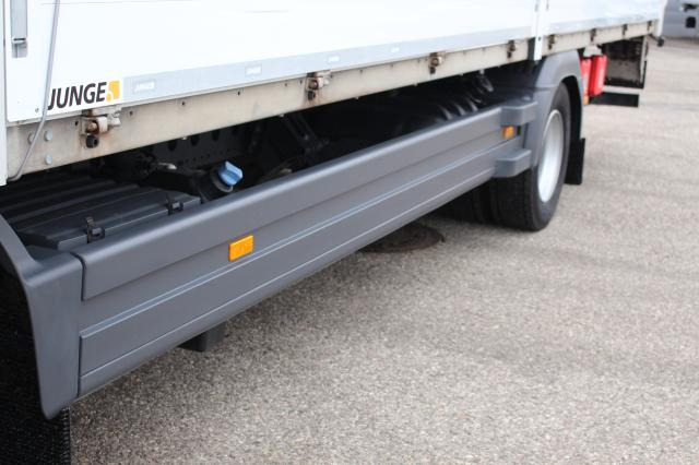 Mercedes-Benz Atego 1224 L - Curtain side truck: picture 4 Mercedes-Benz Atego 1224 L - Curtain side truck: picture 4