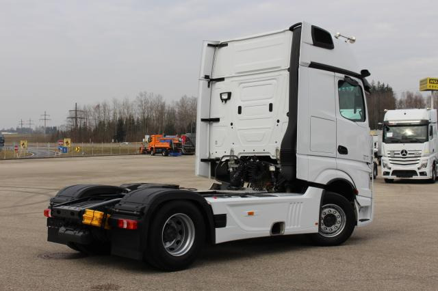 Mercedes-Benz Actros 1848 LS - Tractor truck: picture 3 Mercedes-Benz Actros 1848 LS - Tractor truck: picture 3