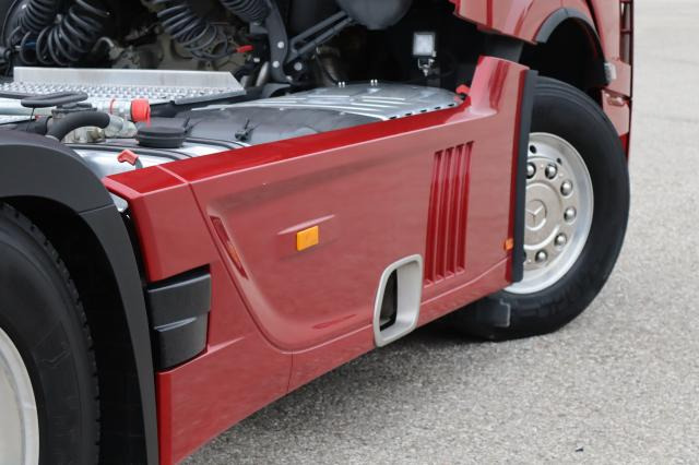 Mercedes-Benz Actros 1851 LS - Tractor truck: picture 5 Mercedes-Benz Actros 1851 LS - Tractor truck: picture 5