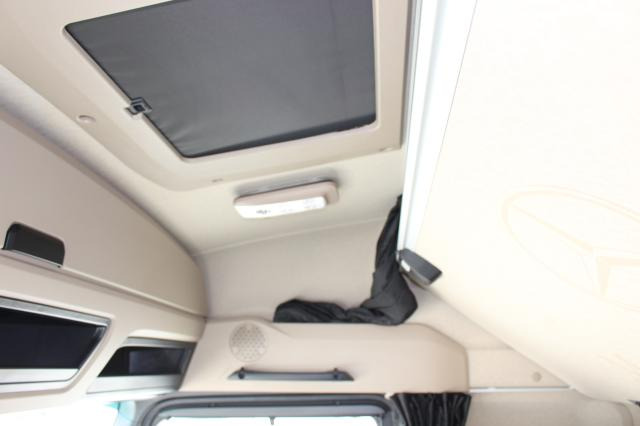 Mercedes-Benz Actros 1863LS NEUZUSTAND - Tractor truck: picture 2 Mercedes-Benz Actros 1863LS NEUZUSTAND - Tractor truck: picture 2