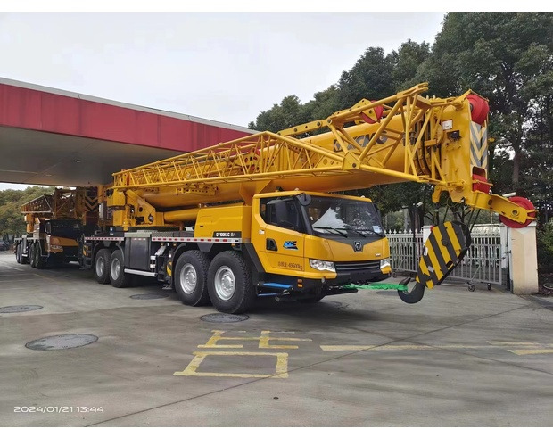 2025 XCMG QY100K5C - Mobile crane: picture 1 2025 XCMG QY100K5C - Mobile crane: picture 1
