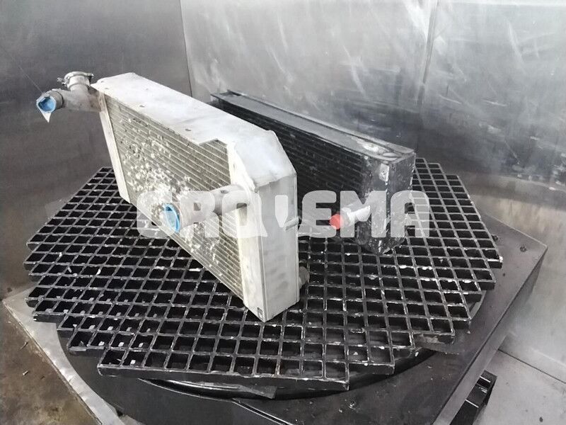 Liebherr Combined Radiator - A/C part: picture 1 Liebherr Combined Radiator - A/C part: picture 1