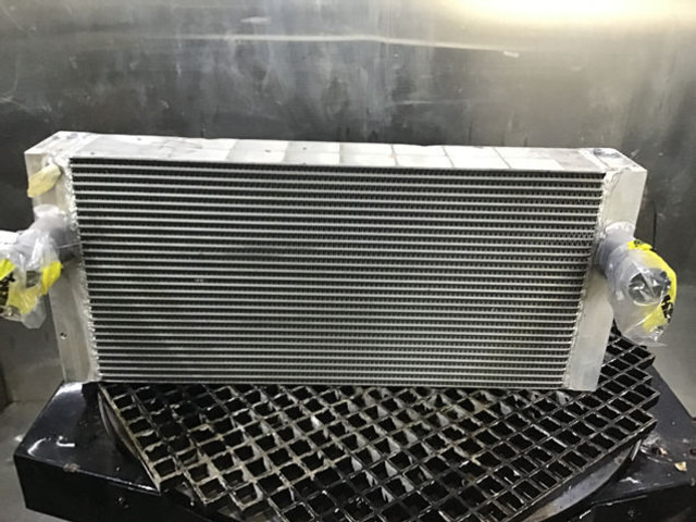 Liebherr Cooler - Radiator: picture 2 Liebherr Cooler - Radiator: picture 2