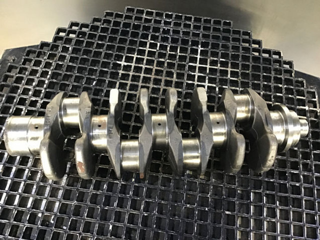 Liebherr Crankshaft D904/D914 - Crankshaft: picture 3 Liebherr Crankshaft D904/D914 - Crankshaft: picture 3