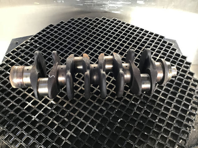 Liebherr Crankshaft D934S - Crankshaft: picture 3 Liebherr Crankshaft D934S - Crankshaft: picture 3