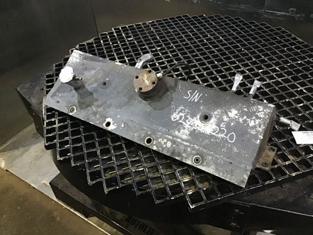 Liebherr Equalizing Reservoir - Expansion tank: picture 1 Liebherr Equalizing Reservoir - Expansion tank: picture 1