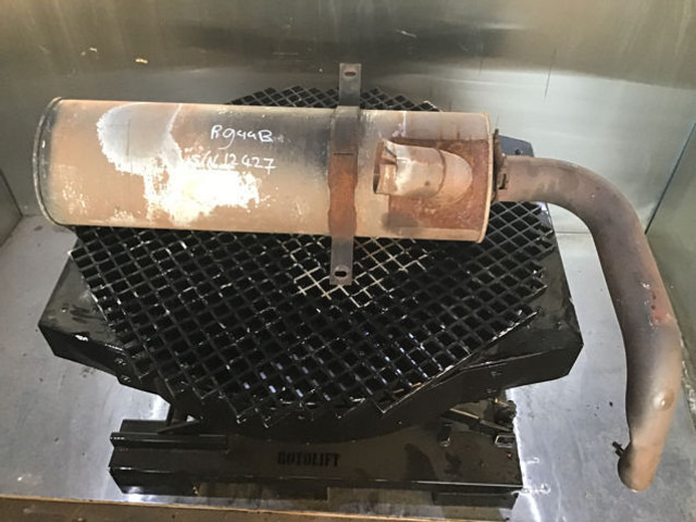 Liebherr Exhaust Silencer - Muffler: picture 5 Liebherr Exhaust Silencer - Muffler: picture 5