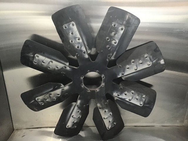 Liebherr Fan Blade - Fan: picture 2 Liebherr Fan Blade - Fan: picture 2