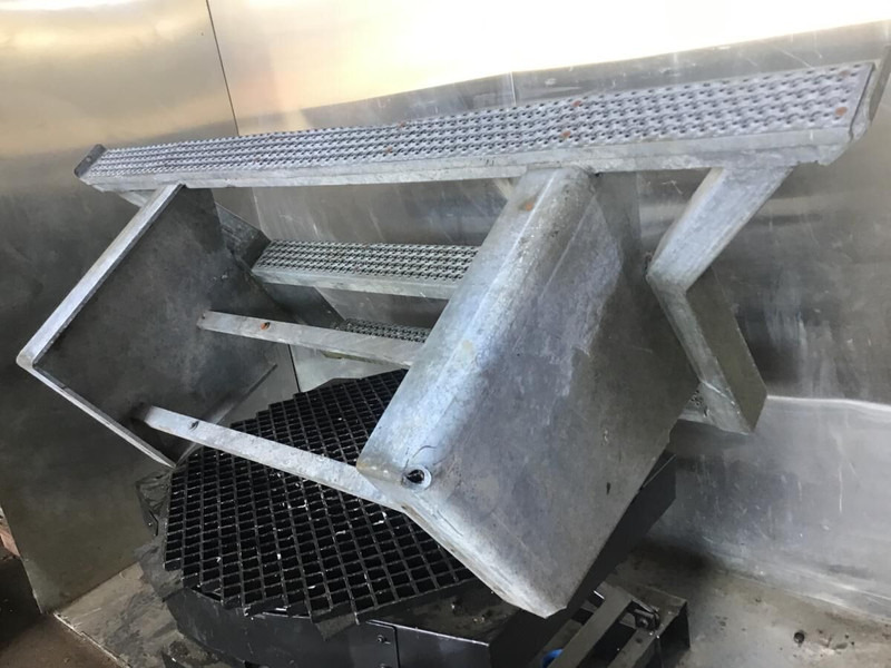 Liebherr - Cab and interior: picture 1 Liebherr - Cab and interior: picture 1