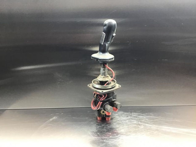 Gear stick Liebherr Pilot Control Unit: picture 7 Gear stick Liebherr Pilot Control Unit: picture 7