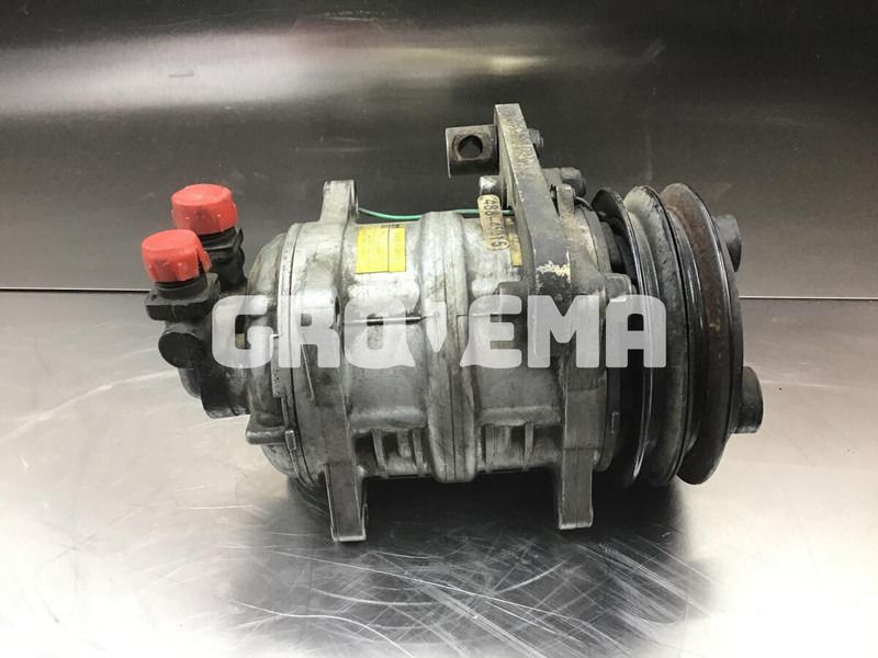 Liebherr R900 Li / A316 Li / A314 Li / A312 Li / A309 Li / A310 - AC compressor: picture 2 Liebherr R900 Li / A316 Li / A314 Li / A312 Li / A309 Li / A310 - AC compressor: picture 2