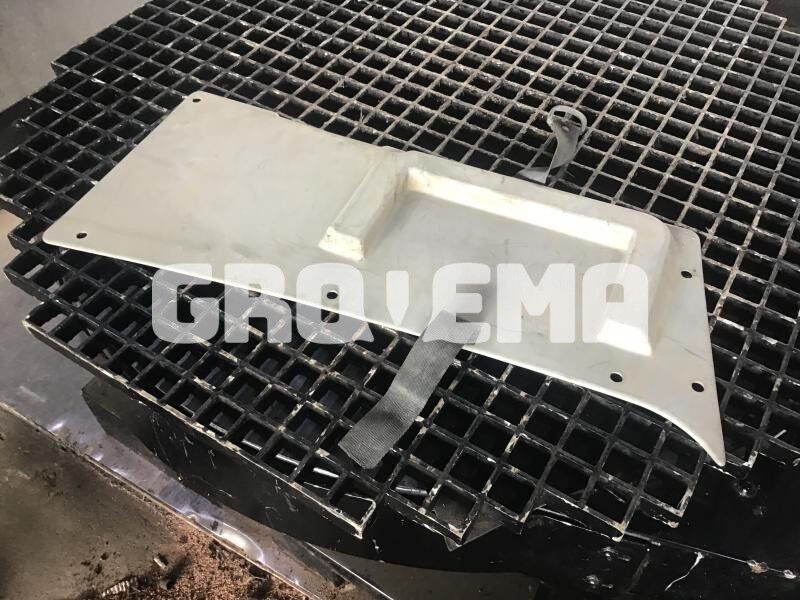 Liebherr R914STD - Bumper: picture 1 Liebherr R914STD - Bumper: picture 1