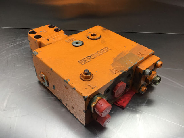 Hydraulics Liebherr Safety Valve: picture 12