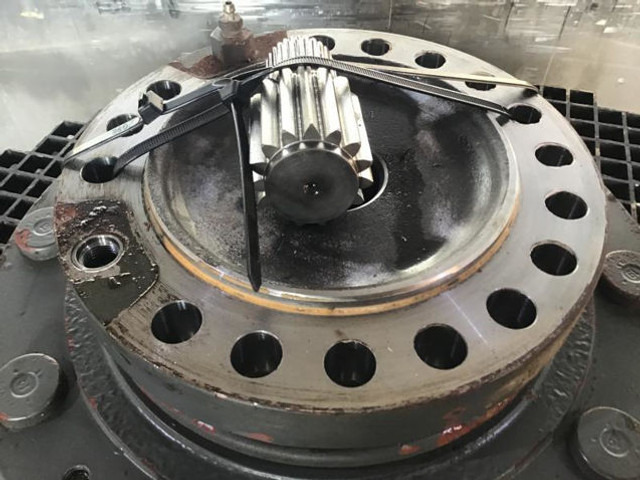 ZF Hub Carrier - Hub: picture 1 ZF Hub Carrier - Hub: picture 1