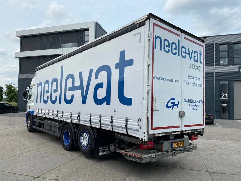 DAF CF 370 SSC / 6x2/4 / Boorden / Stand Airco - Curtain side truck: picture 4 DAF CF 370 SSC / 6x2/4 / Boorden / Stand Airco - Curtain side truck: picture 4