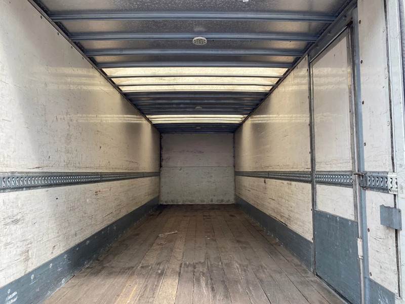 Box truck DAF CF 65.250 Closed Box / Euro 5 / Dhollandia: picture 11