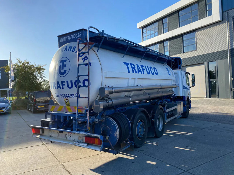 DAF CF 75.310 / Manual / 16000 LT / 5 Compartments / ADR / Euro 3 - Tanker truck: picture 4 DAF CF 75.310 / Manual / 16000 LT / 5 Compartments / ADR / Euro 3 - Tanker truck: picture 4