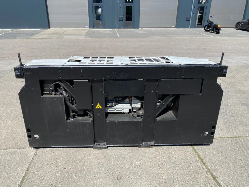 THERMO KING Genset Clip-on SG 3000 / 2013 / 12586 hrs. - Generator set: picture 3 THERMO KING Genset Clip-on SG 3000 / 2013 / 12586 hrs. - Generator set: picture 3