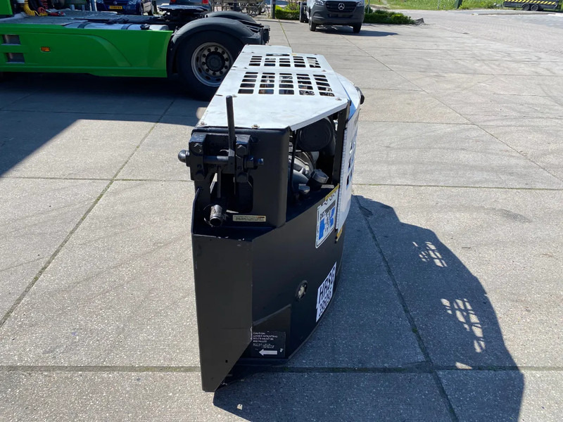 THERMO KING Genset Clip-on SG 3000 / 2013 / 13103 hrs. - Generator set: picture 2 THERMO KING Genset Clip-on SG 3000 / 2013 / 13103 hrs. - Generator set: picture 2
